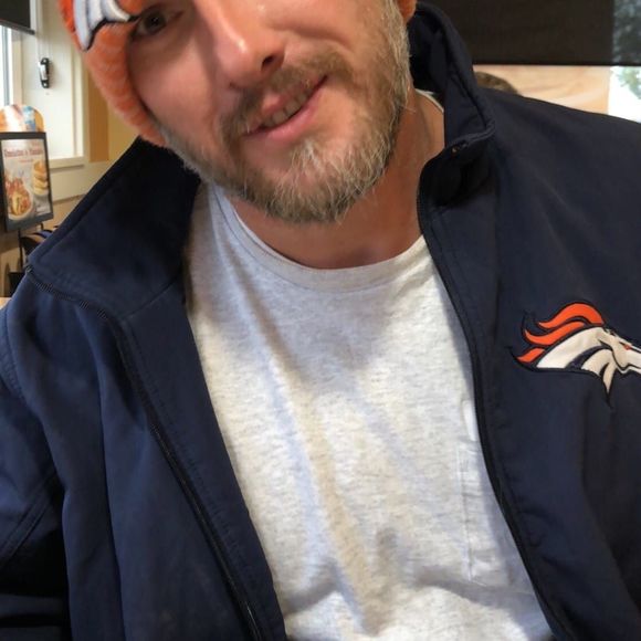 Meet your Posher, Chadrick - Picture 1 of 1